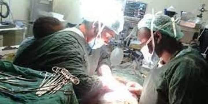Mombasa Doctor Performs Surgery While Carrying Baby On Her Back