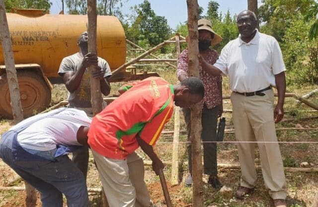 Kenyan man who migrated to Canada in 1969 returns to Kenya to build hospital