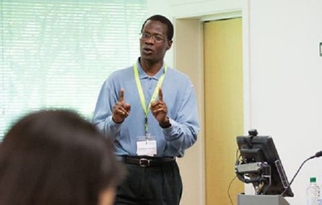 Kenyan Professor Robert Mokaya Awarded in UK After Making History