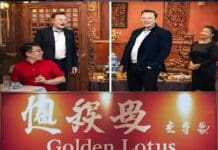 Elon Musk Walks Into A Small Chinese Restaurant and Melt Hearts