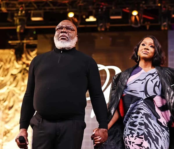 Sarah Jakes Roberts TD Jakes Steps Down from Potter's House, Daughter takes over